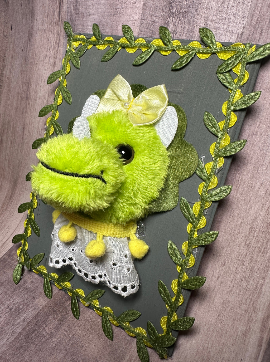 Dino Plush-A-Dermy