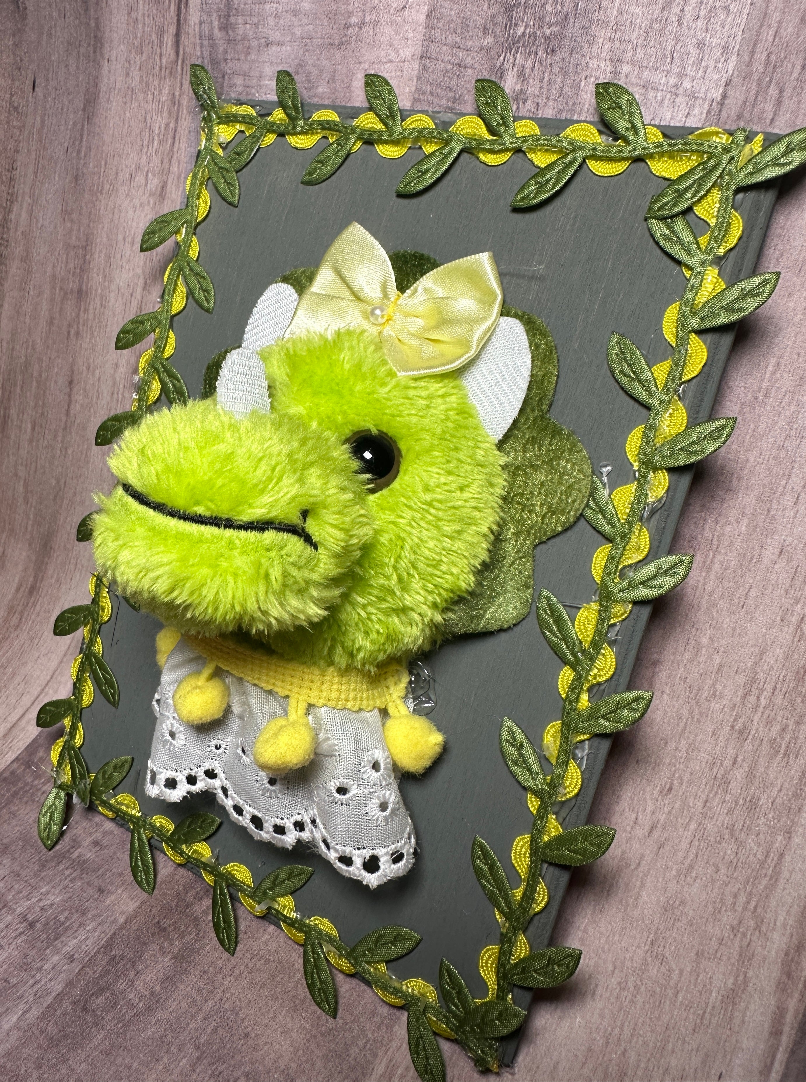 Dino Plush-A-Dermy